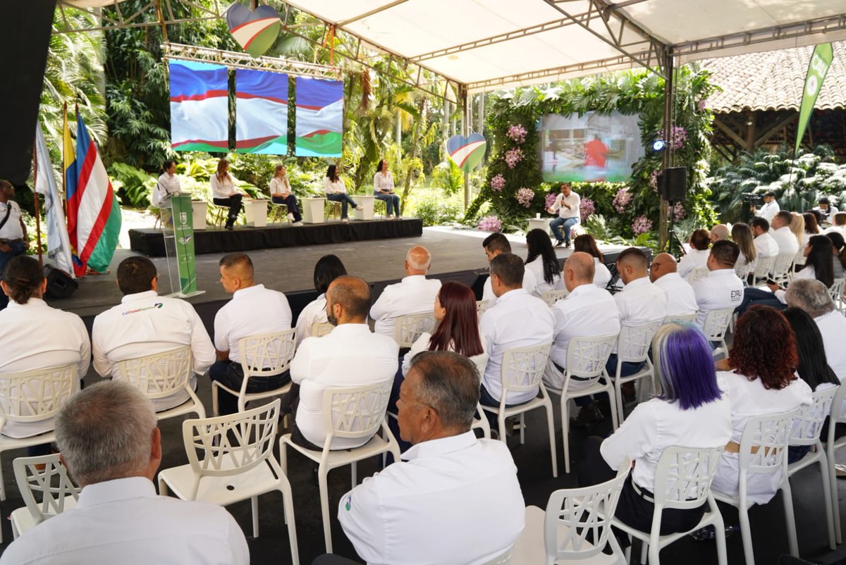 dianamledesma's tweet photo. En la Rendición de cuentas de la @AlcaldiaDeCali, contamos la gestión del proyecto 'Parque Pacífico', uno de los 5 Parques Para la Vida. 

Una acción afirmativa de ciudad para la integración, el reconocimiento y la expansión de la cultura del Pacífico presente en Cali. https://t.co/iUKBxyiTdg