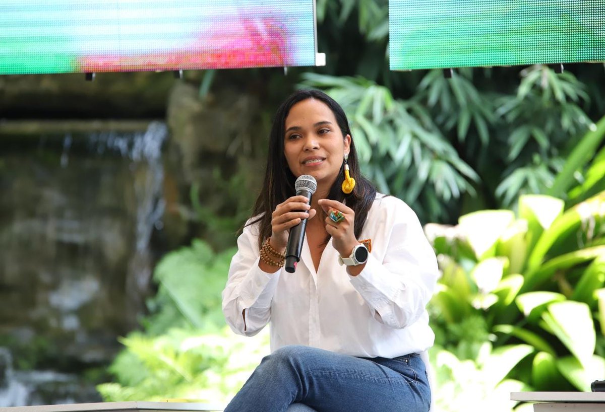 dianamledesma's tweet photo. En la Rendición de cuentas de la @AlcaldiaDeCali, contamos la gestión del proyecto 'Parque Pacífico', uno de los 5 Parques Para la Vida. 

Una acción afirmativa de ciudad para la integración, el reconocimiento y la expansión de la cultura del Pacífico presente en Cali. https://t.co/iUKBxyiTdg