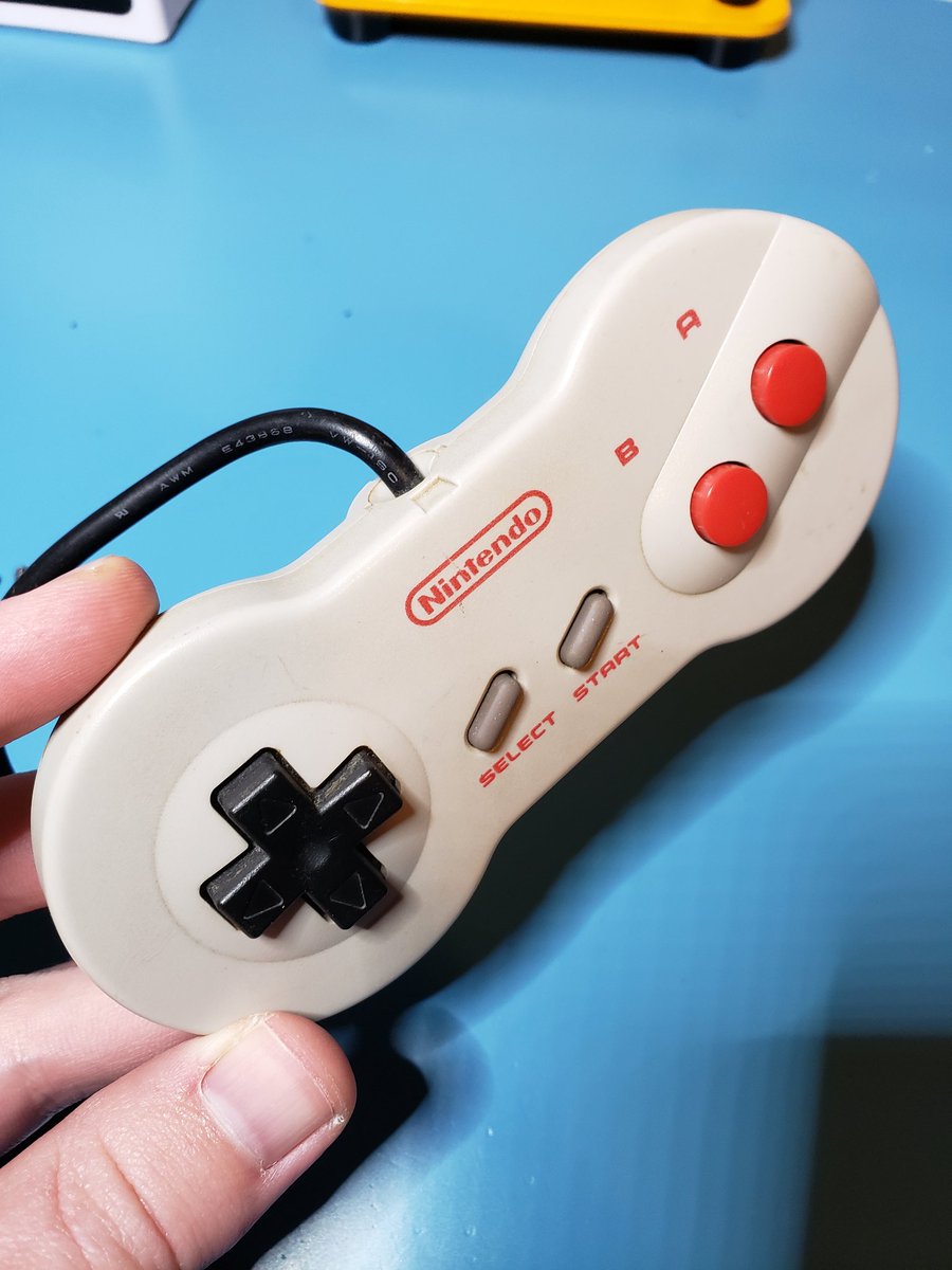 g_the_engineer's tweet photo. Deep cleaning controllers never gets old! It always amazes me how crusty these things get. https://t.co/cnK9jYxIgF