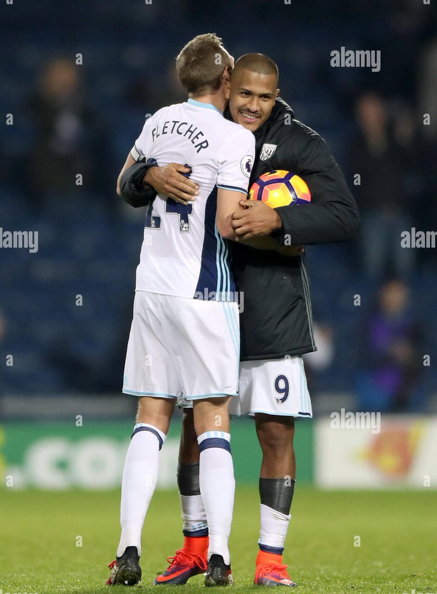 OTD_PL's tweet photo. #OnThisDay in 2016: @WBA 3-1 @SwansOfficial.
@salorondon23 scored a hat-trick of headers as West Brom defeated Swansea for only the fourth time in 11 PL games. #WBA 🔵⚪️🇻🇪 https://t.co/RwLIwsvNle