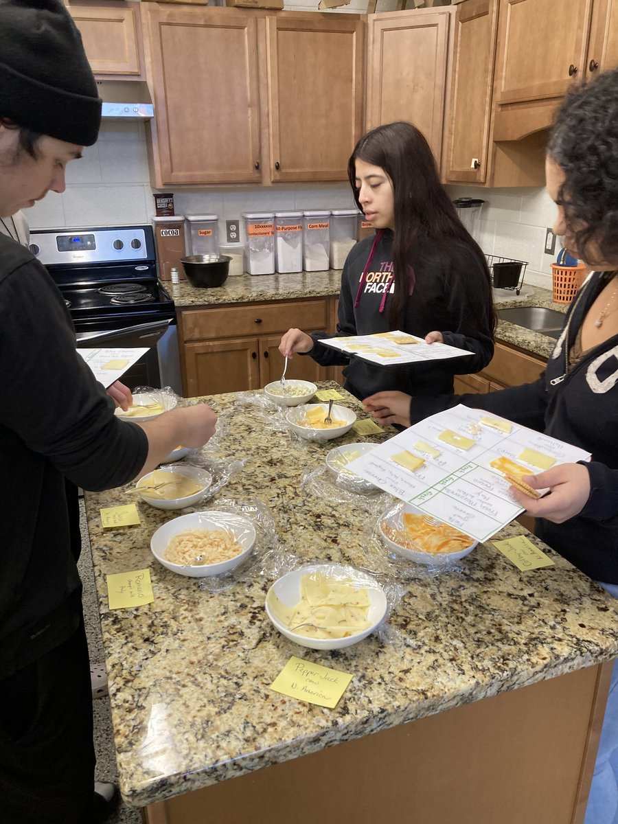 CLMInc23's tweet photo. I was invited to Ms. Ferrelli's Foods I Class for a cheese and whole grain cracker bar. We also sampled some non-dairy milks. It was a good day! #CTEclass https://t.co/j9YzSSzlBd
