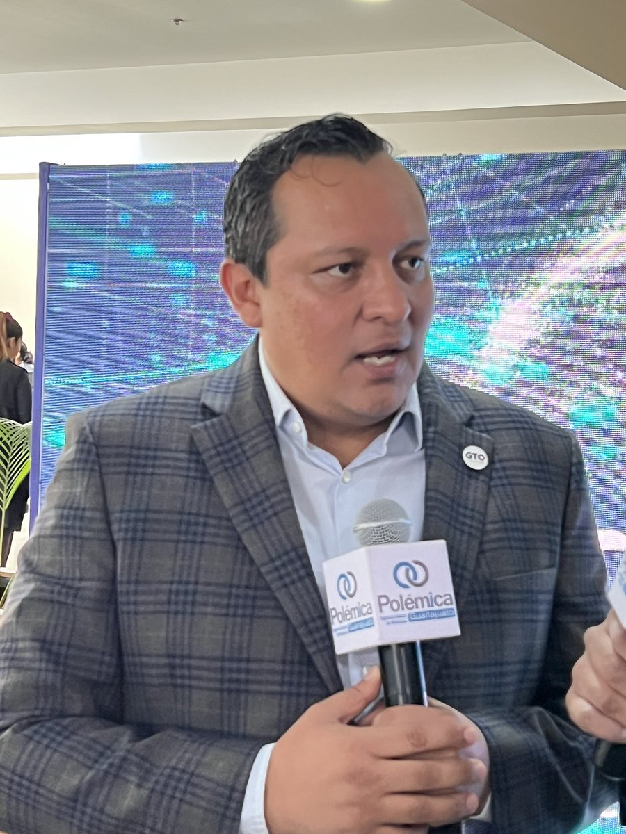 ManriquezMacias's tweet image. Entrevista con el Secretario de salud del estado de GTO  @DrDanielDiazGto en la conferencia de prensa #PlanetYouth encabezada por el gobernador @diegosinhue @SaludGuanajuato @polemicagto1 
@gobiernogto aquí les dejo el link fb.watch/hpUEFAf13W/?mi…