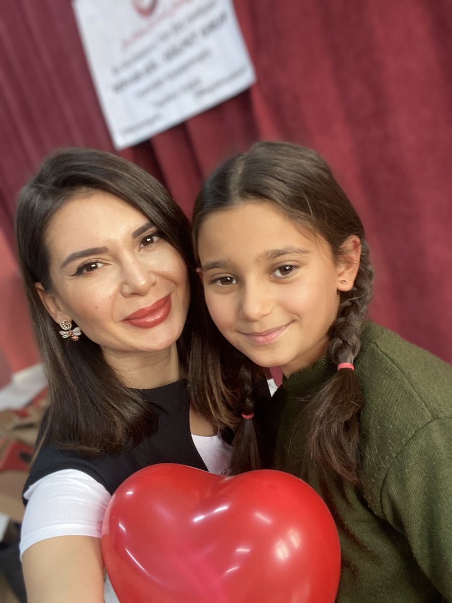 dorakubrayildiz's tweet photo. Van/Edremit ♥️ @1paketmutluluk eskiler çöpe yeniler ayağa https://t.co/od60hXyxoT