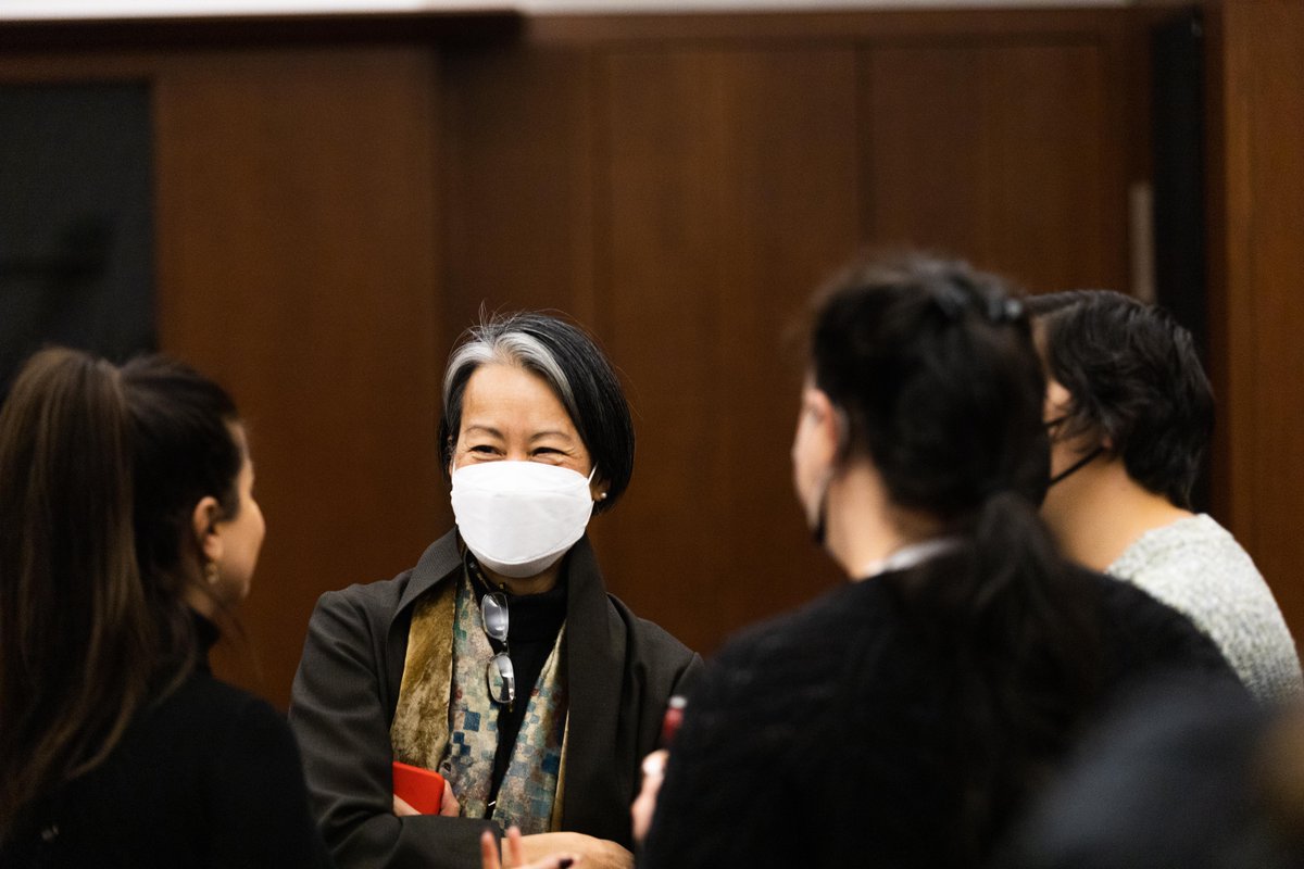 UW's tweet image. The UW is home to a huge array of climate expertise. In early December, @uwearthlab and 18 sponsoring institutions gathered 100+ researchers to share their work in 60 seconds. 
View the climate change lightning talks on the UW Earth Lab website here: bit.ly/lightningtalkr…