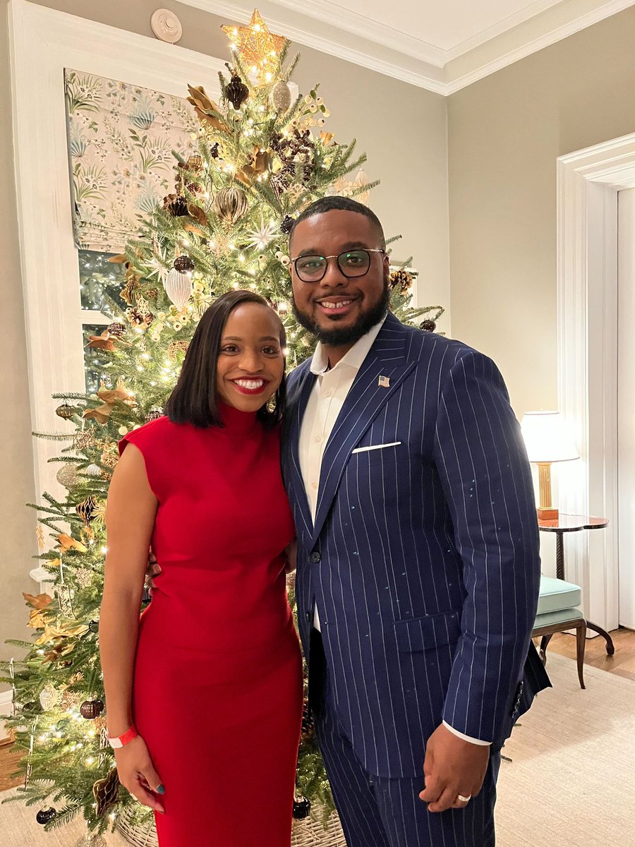 The season of joy.

Happy holidays, PA!