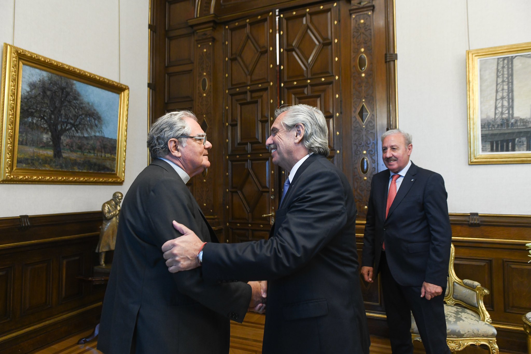 Alberto Fernández recibe a la CEA