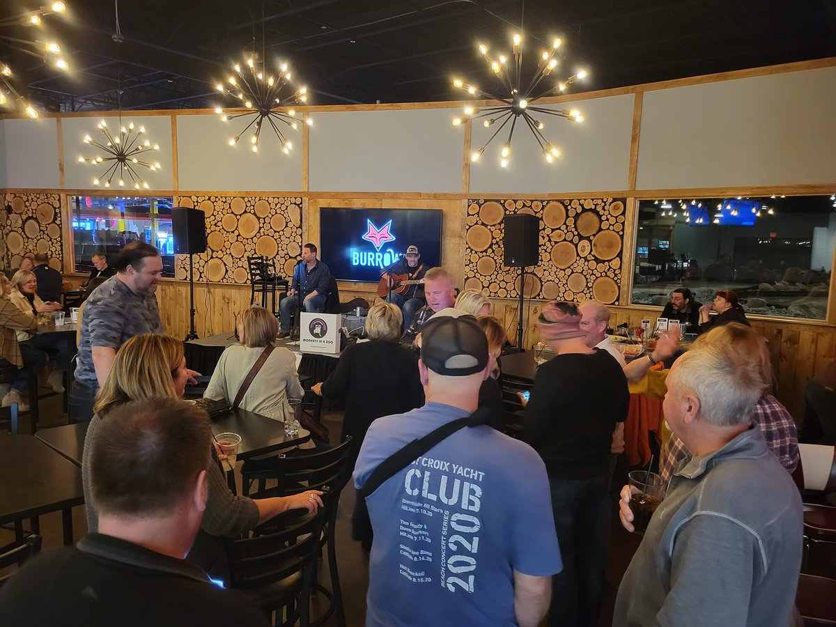 matt_lippy's tweet photo. We're back at The Burrow in Oakdale,MN, THIS Sat. night 12-17-22, from 630p to 930p.

All your favorite, acoustic, Rock'n'Soul jams from the 60's, 70's, 80's, &amp; more from your favorite acoustic duo. We really hope to see ya'll there!!
#livemusic #mnmusicscene 
#MIAZ🐒🐒🎶🎶 https://t.co/XC9ZZAUbru