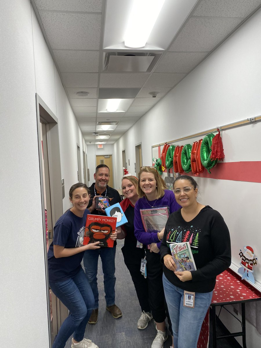 And the BES Final BINGO winners! #bengalpride <a href="/BryantElem/">Bryant Elementary</a>