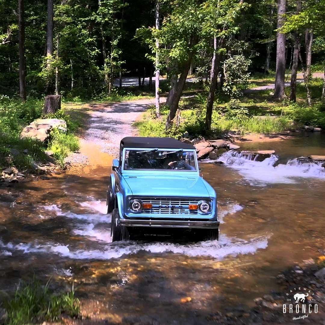 GatewayBronco's tweet photo. Enjoy the reward of building a truly bespoke vintage Bronco.
-
#gatewaybronco #fordbronco #earlybronco #custombronco #bespoke #classiccars #dreamcar #luxurycars #georgia https://t.co/Drl061bixk