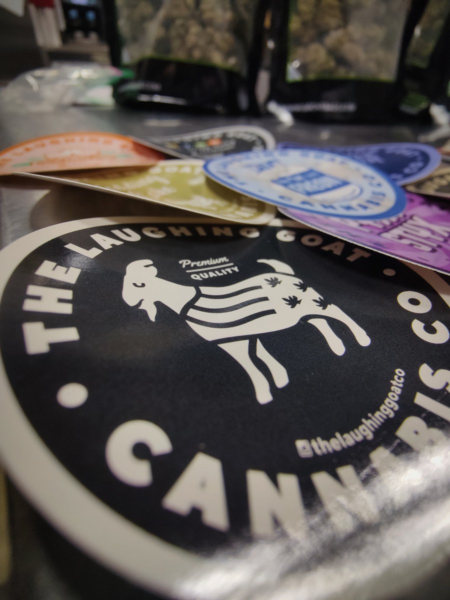 ProjectReleaf's tweet image. New drop of @thelaughinggoat strains!! 🤤🐐🔥💚 #ProjectReleaf #NewDrops #TheLaughingGoat #NewStrainsOnDeck