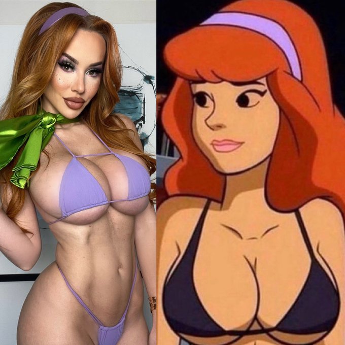 Who did it better? 👻 https://t.co/PNE5Cu9pHJ