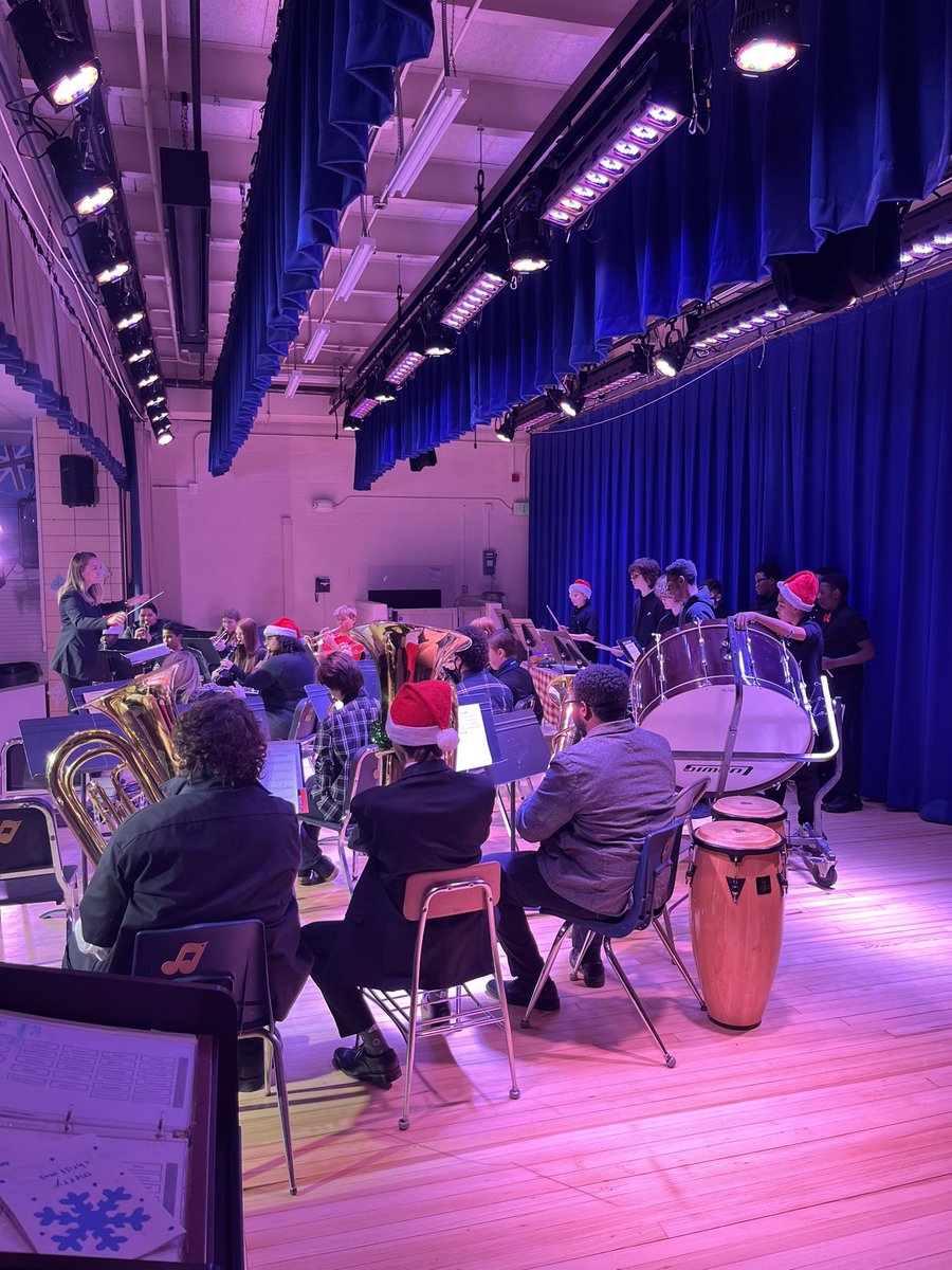 Christopher Bunn tweet media