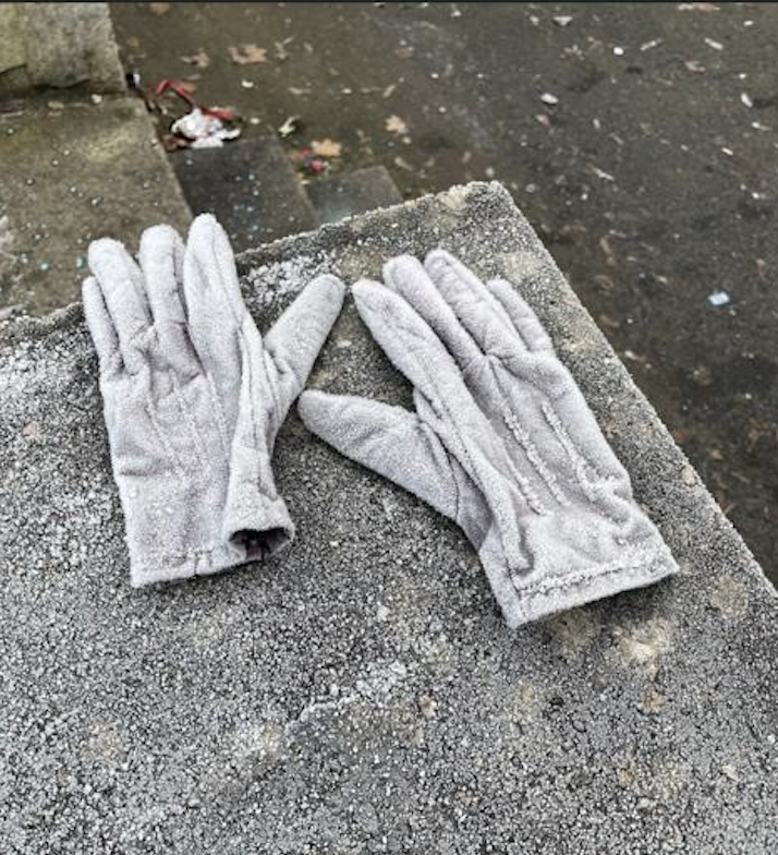 If this is what the cold does to a pair of gloves what will it do to a homeless person sleeping rough ?  Quote Retweet.