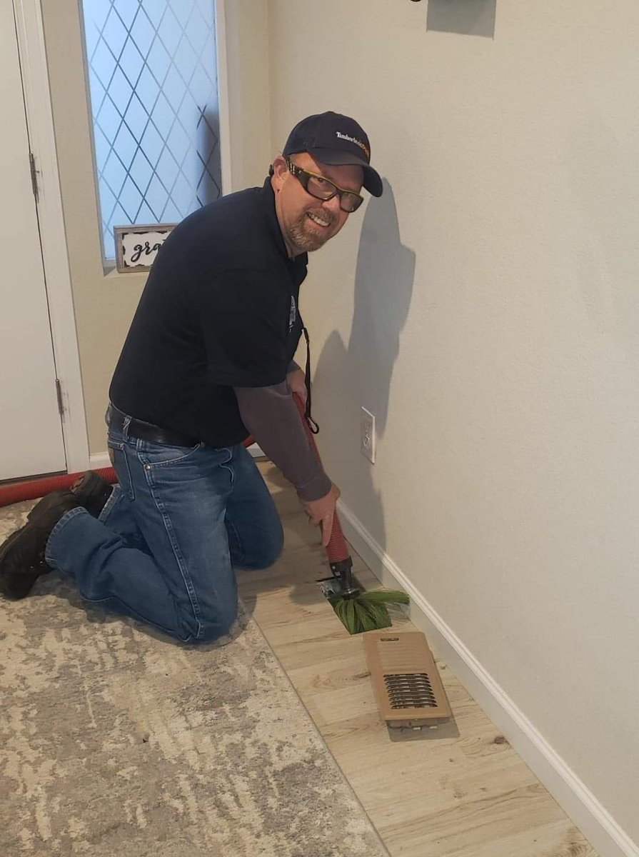 dvsfortcollins's tweet image. You might be surprised what is in your duct work that you are breathing daily!
4 reasons to clean HVAC ductwork include:
✅ ️Reduce allergens 
✅️ Reduce odors
✅️ Reduce toxins
✅️ Remove construction/remodel debris 
MESSAGE us to schedule an appointment today! #FortCollins