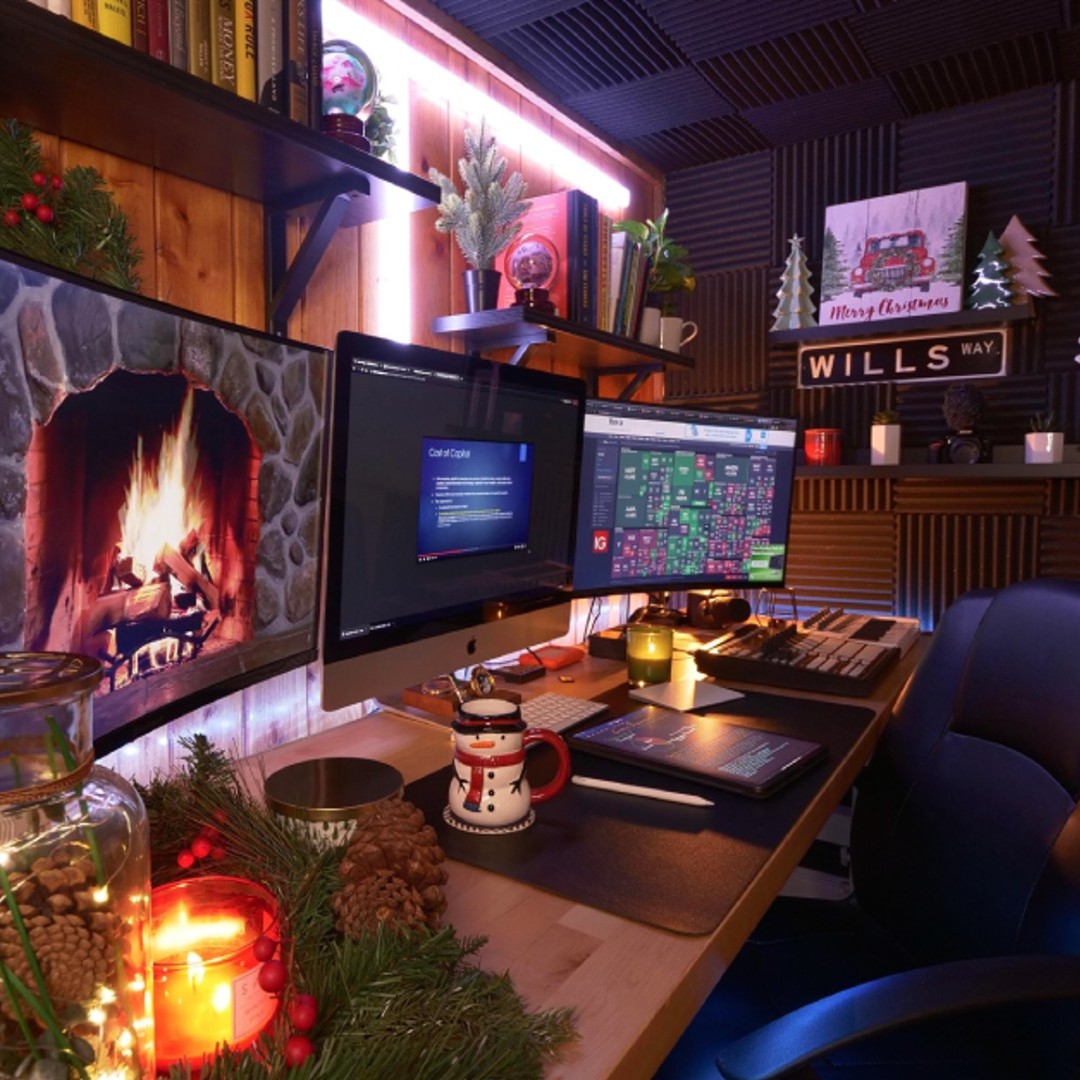 Brightstarcomp's tweet photo. “Christmas is doing a little something extra for someone.” – Charles M. Schulz

📸 Photos credited to the owner

#brightstarcomp #pcsetup 
#pcgamingmalaysia #gamingpc #mancave #gamingcommunity #pcgamingsetup #battlestations #Christmas #ChristmasGift https://t.co/ZEmySQFP0w