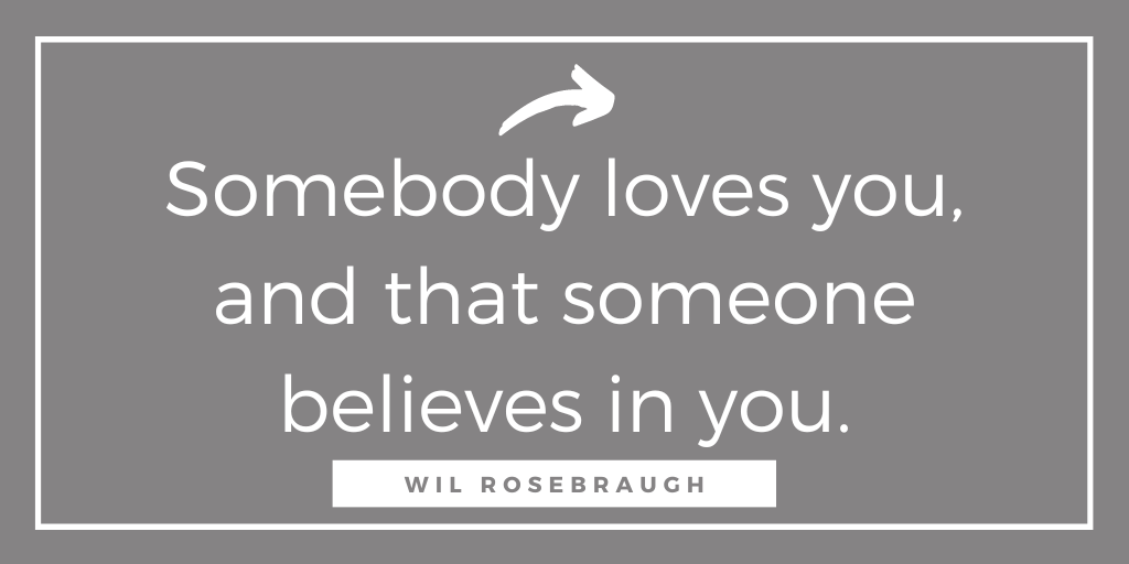 FailForwardPod's tweet photo. This #MondayMantra is a special one for Sarah: "My brother wrote me this song when I was going through my divorce, and I was just re-listening to it. During the holiday season, many people feel lonely. This is just a gentle reminder that a smile or a hug goes a long way." https://t.co/iZeIoPxF0B