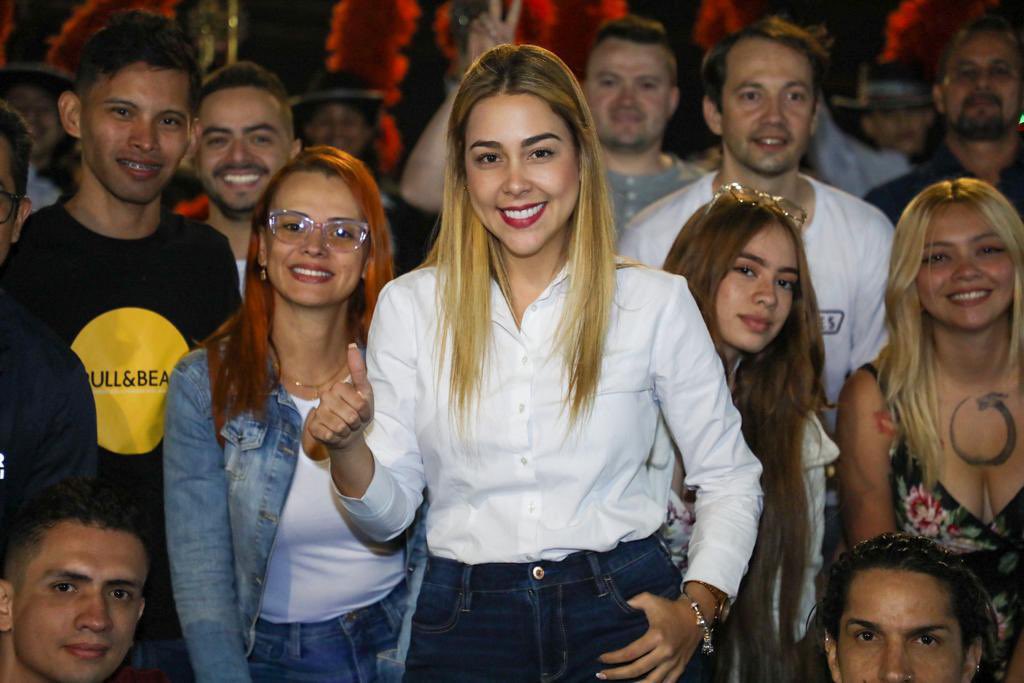 AndreeUribeM's tweet photo. ¡Qué cariño tan maravilloso el que he recibido en Robledo! 

Quiero agradecer de corazón a todas las personas que se sumaron, no me  esperaba algo tan lindo. 

Esto apenas empieza 😉❤️💪🏻 https://t.co/0PBFV4LjN2