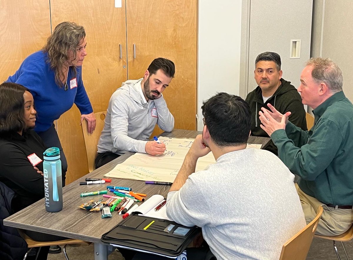 Dr Evelyn Zellerer tweet media