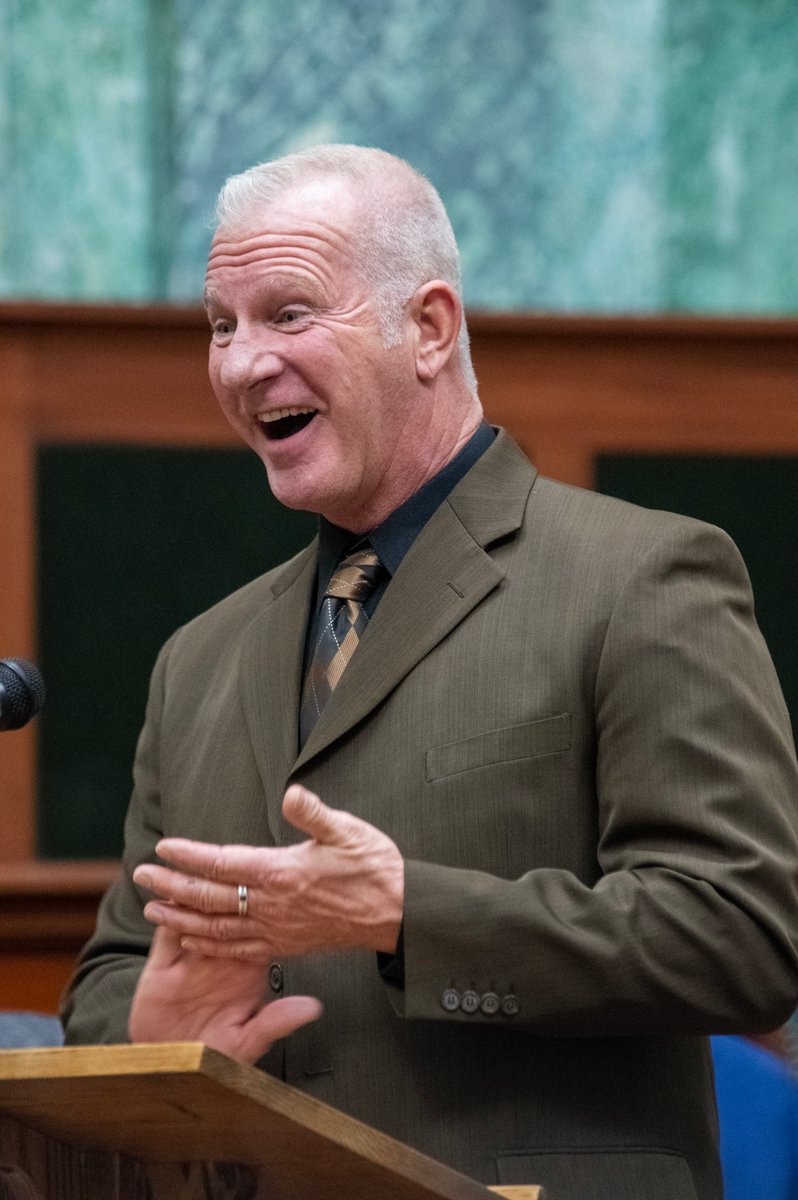 allensuperiorct's tweet photo. Now in its 25th year, Allen County Drug Court has graduated more than 1,000 people and touched the lives of untold thousands more. For more information on this life-changing program, listen to our recent podcast at https://t.co/sII4oAfAZJ. #drugcourt #recoverycourts https://t.co/Ug4MzS41ku