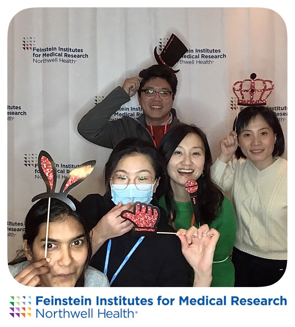hansonhuangsums's tweet photo. The holiday season at FIMR starts today! #FeinsteinInstitutes Holiday Celebration https://t.co/uXs7GSCQHd