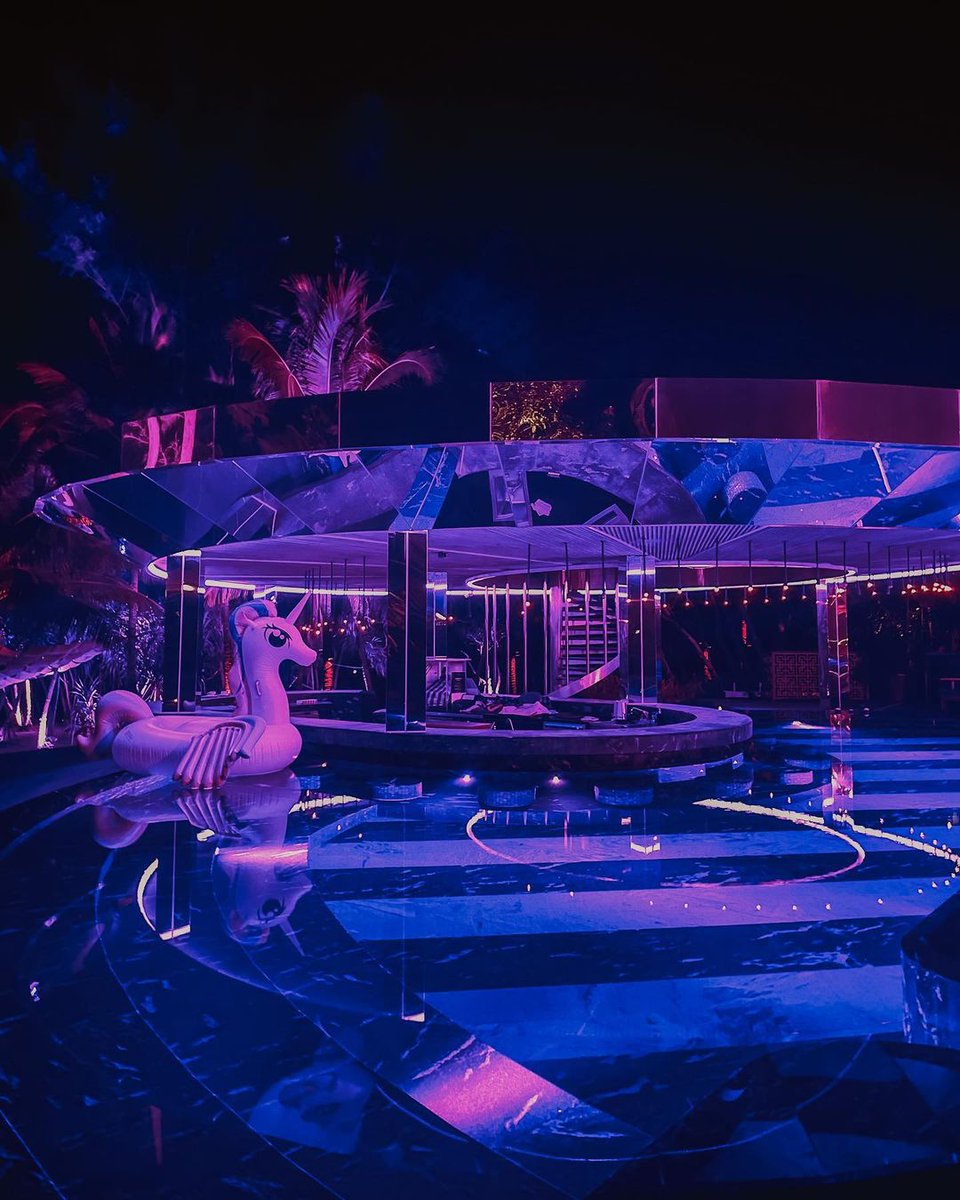 Move to the sounds of Baba, dancing in the jungle and under a disco ball. Head to our SoundCloud for the soundtrack to your summer! See you soon 🦩🦩🦩

 #babaloop #party #beachparty #music #musicfestival #musicislife #musiclovershotel #phuket #circoloco #circolocothailand
