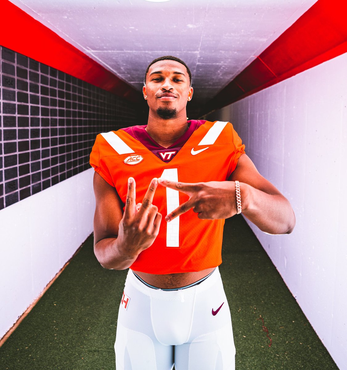 KYRON🖤🏁 tweet media