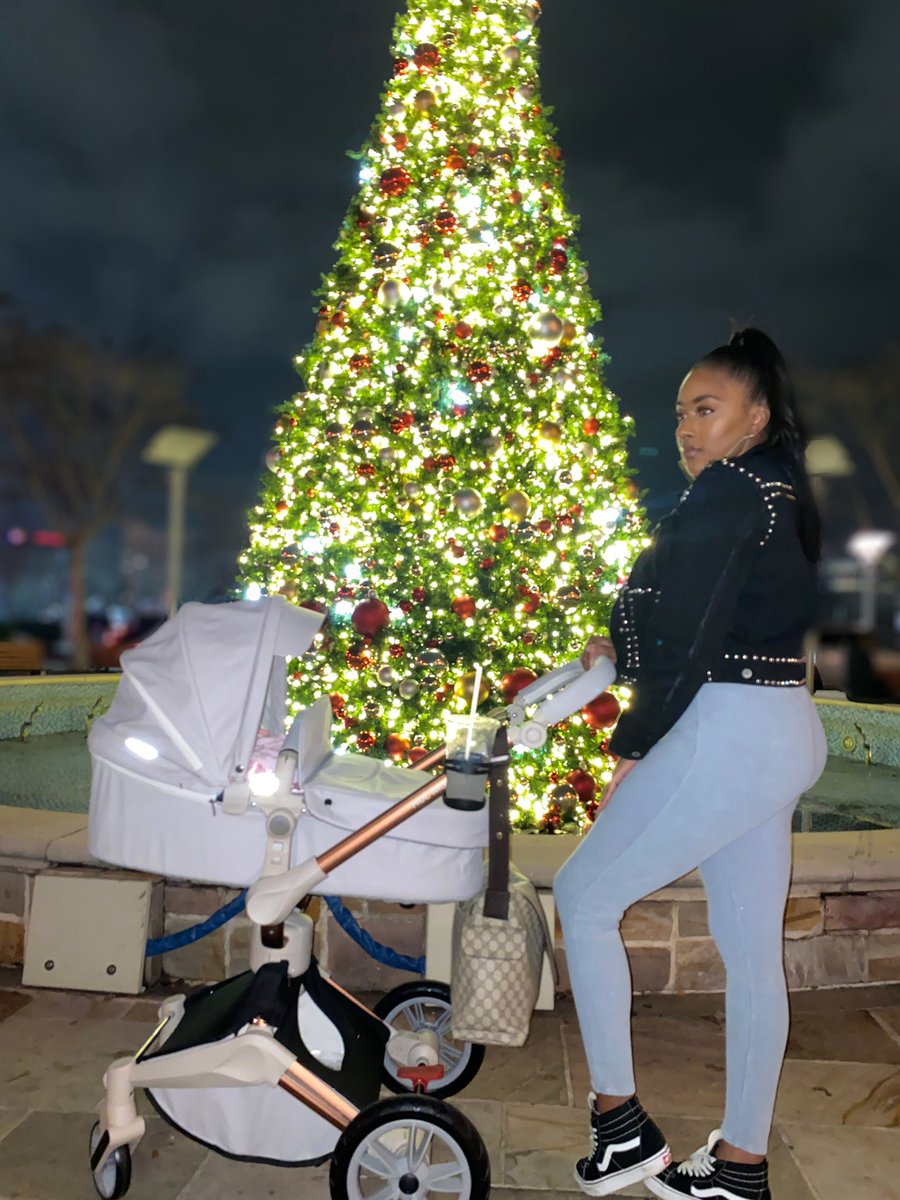 TAYMILAN's tweet photo. Ducked off &amp; had me a mini 💕🤱🏾 https://t.co/SQJzYC0NwD