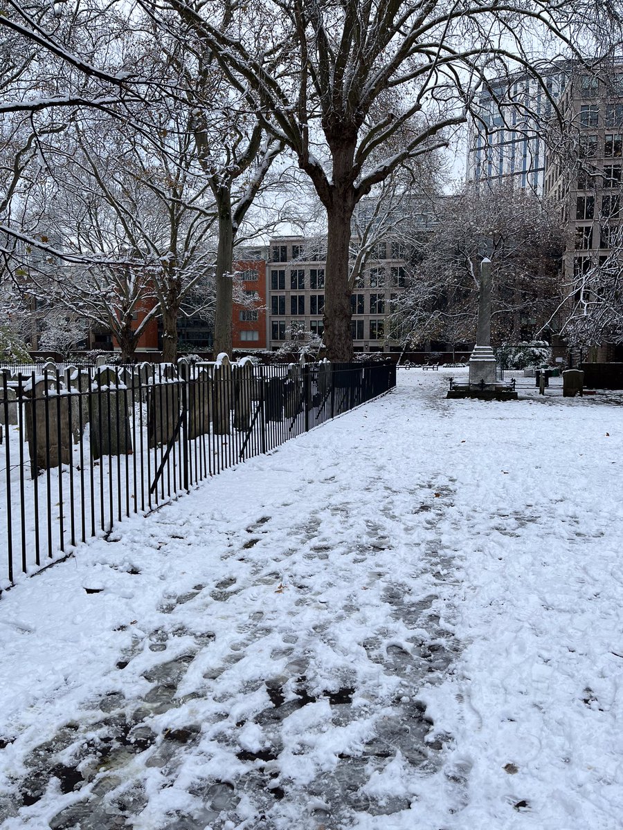 EmmaMurfin's tweet photo. Snow day ⛄️ https://t.co/Pj8MbvNLZ5