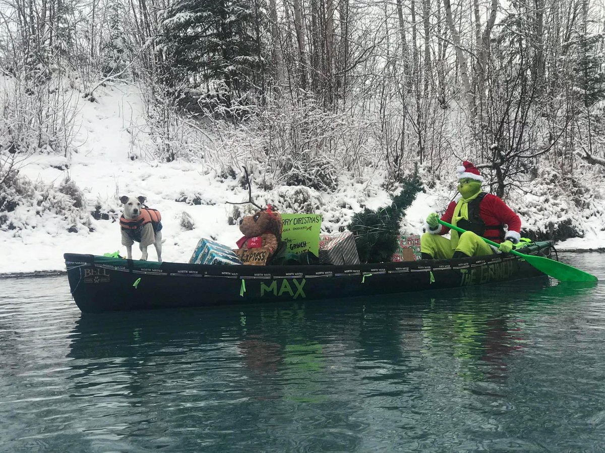 AKBOAT's tweet photo. Even the Grinch wears a life jacket π
Thanks to Chuck Yamashita for this classic ππ
πΆ
#lifejacket #thegrinch #safeboating #winterboating #boatingsafety #alaska https://t.co/4yVFaL6Xya