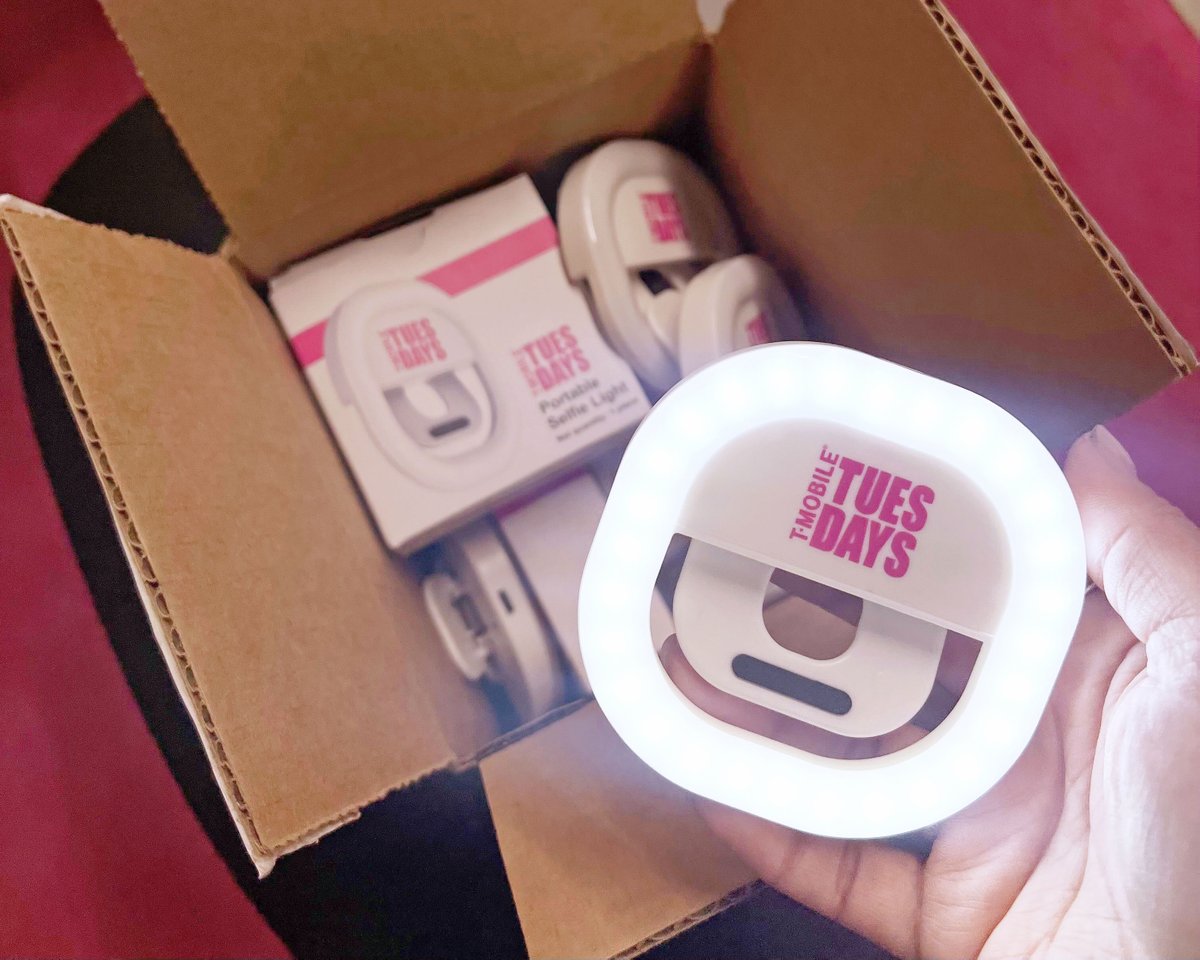 look what we found! 
hurry tomorrow to get a free selfie light from the #TMobileTuesdays app 🤳

📲 t-mo.co/TMoTues