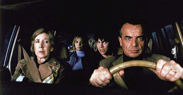 Our newest episode on "Dead End" is now also out on these platforms!

<a href="/GoodpodsHQ/">Goodpods</a> : bit.ly/3jDRpTs
<a href="/Castbox_fm/">Castbox</a> : bit.ly/3FDo4E4
Stitcher: bit.ly/3PclnfG
Google: bit.ly/3Blf4AF
Amazon: bit.ly/3uC8J06

#HorrorMoviesForTheHolidays #horror