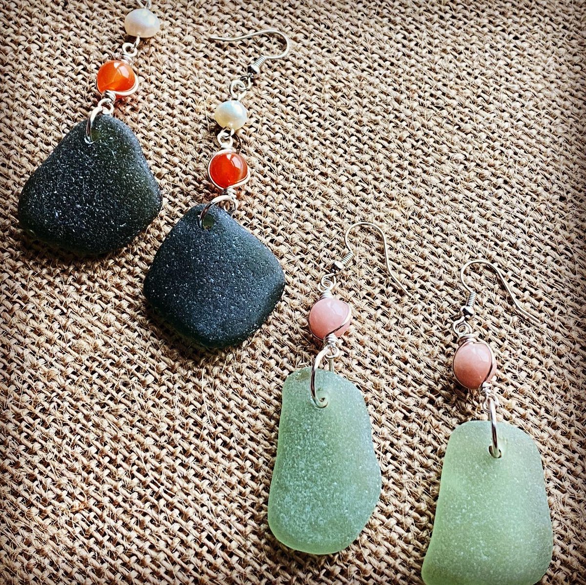 SuLuzCo's tweet photo. #etsy #wirejewelry #seaglass #HandmadeHour #HandmadeJewellery https://t.co/94iwGFnMul