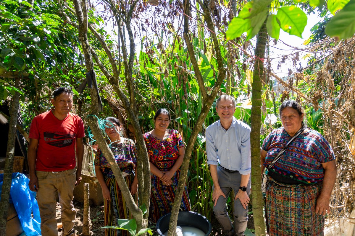 Se tuvo la visita del embajador de la @UKinGuatemala  en la que se visitaron distintos proyectos implementados por el programa de innovación financiado por @StartNetwork
#asecsaguatemala