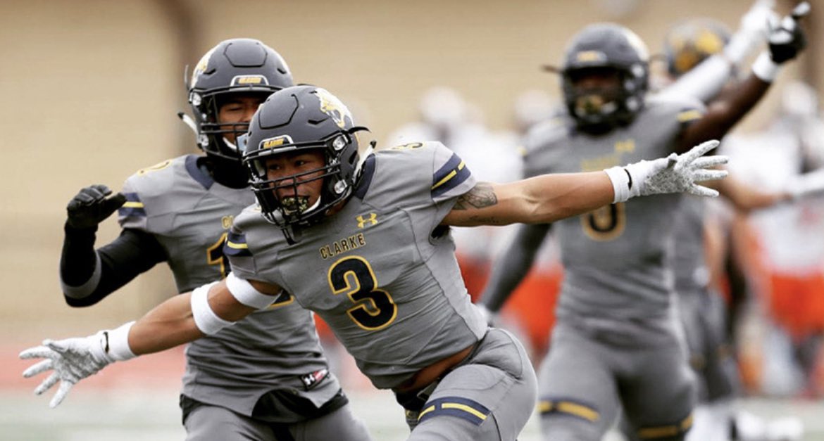 AGTG✝️!! After a good conversation with coach regalado <a href="/CoachMRegalado/">Miguel Regalado</a> I am beyond blessed to receive my 2nd offer from Clarke university!!