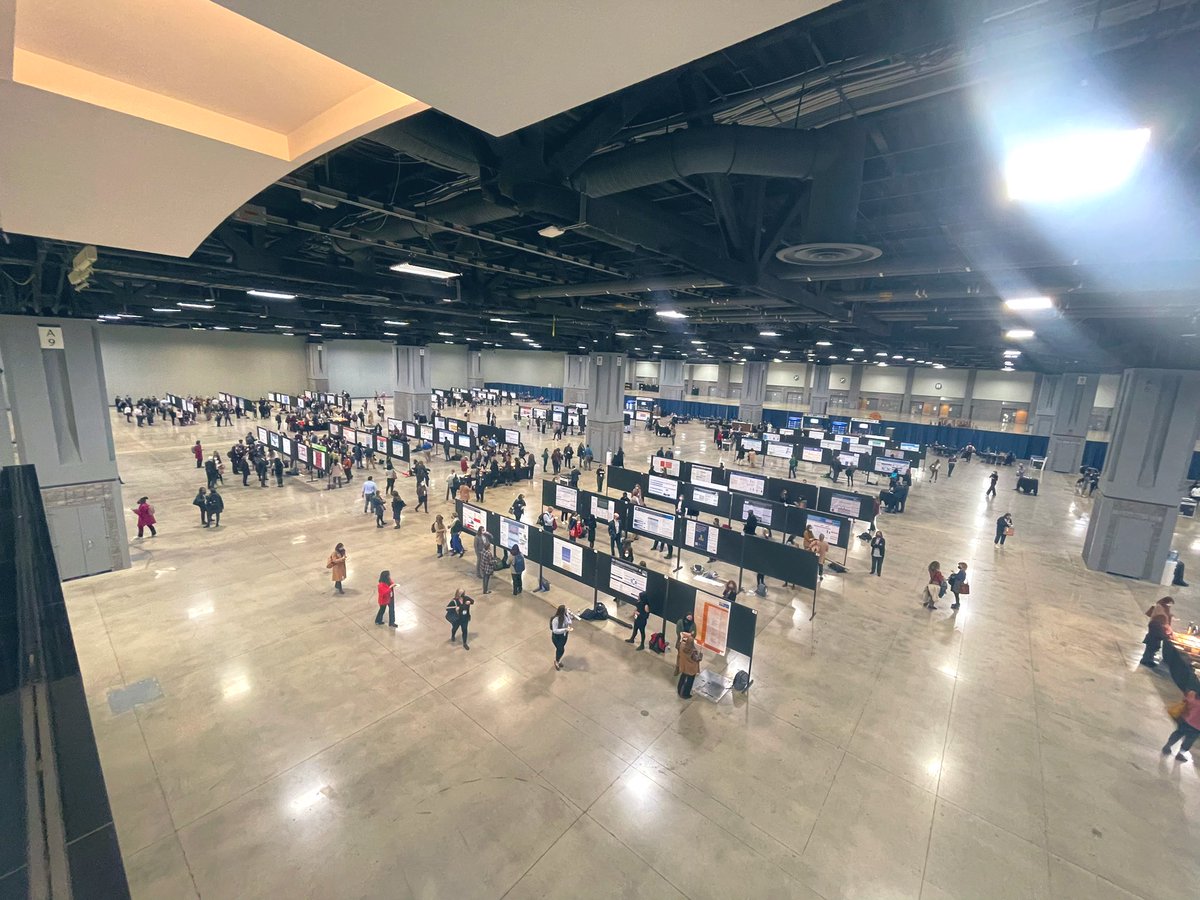 Does anyone else love a poster session?! It is an adult science fair! Kudos to Dr. Eisman for highlighting the cost-benefit analysis of #InPACTatSchool. @AndriaEisman @DrRebeccaHasson