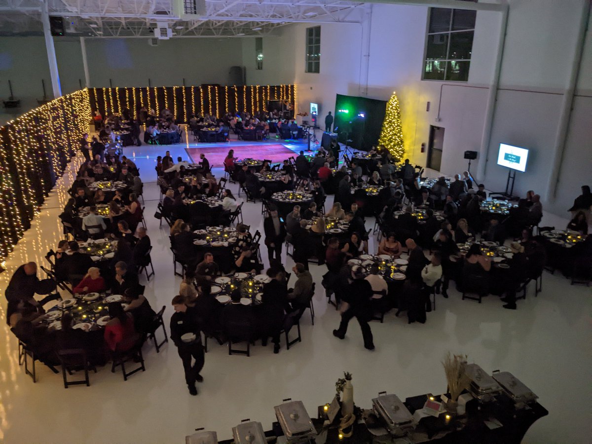 Our Kentwood employees came together this month to celebrate Christmas with good food, good drinks, &amp; good company.
In addition, an award ceremony was held for those who have been with Autocam Medical for a significant amount of time!

#christmasparty