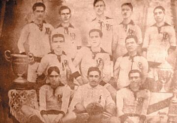 crol_key's tweet photo. Os campeonato Paulistas do Corinthians.

O Corinthians como todos sabem, é o maior campeão do campeonato paulista.

Você sabe como foi cada um desses títulos?
Vem comigo, segue o fio... https://t.co/aap7HIIz5L