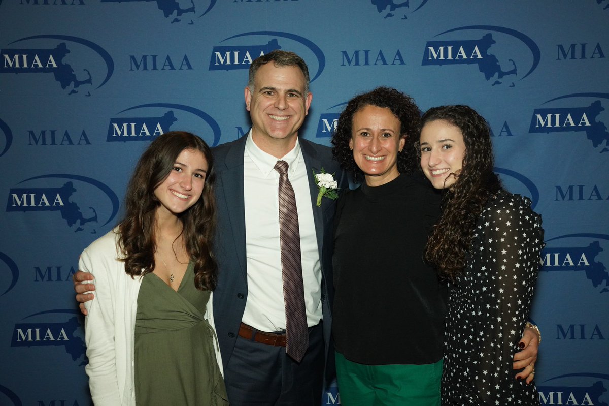 HW Athletic Dept. tweet media