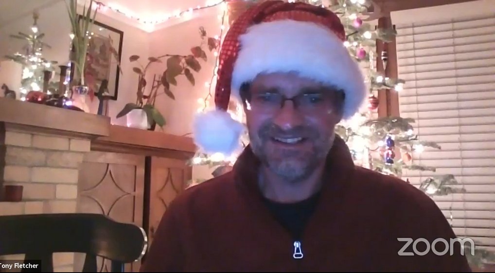 lighthouseEHC's tweet photo. Fa la la la la! It’s the holiday season, and we can’t wait to host our annual virtual holiday concert this Thursday at 5 PM. Hop on the EHC Facebook page and enjoy a livestream of musical performances from blind and low vision artists from all over! https://t.co/U83Tqh8NsV
