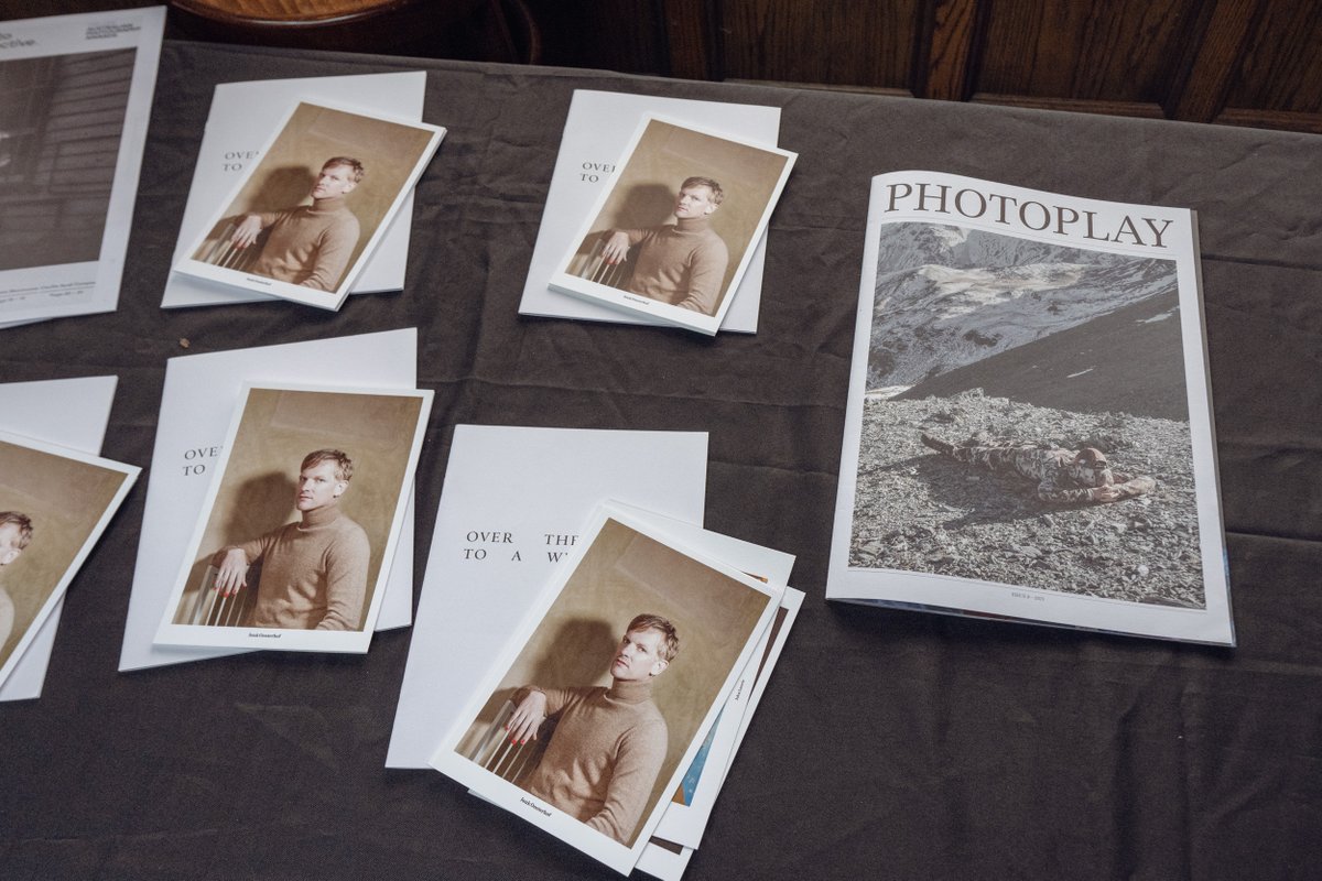 photoplay_photo's tweet image. Alison Lydiard and Ross Colebatch talk shop during the Australian Photography Awards last month.

@photoplayphoto @photocollective_au
#australianphotography
#talkingphotographs #apa2022