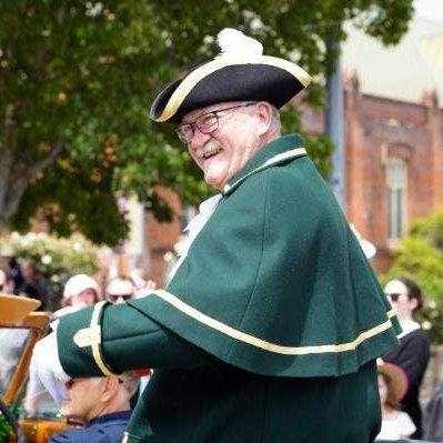 “I owe my life to the screening programme. Doing the test &amp; then putting up with a little bit of discomfort can save a life.”
Palmerston North’s town crier Lyal​ Brenton is out &amp; about fronting public events this Xmas because he did a bowel screening test. bit.ly/3P5GfFj