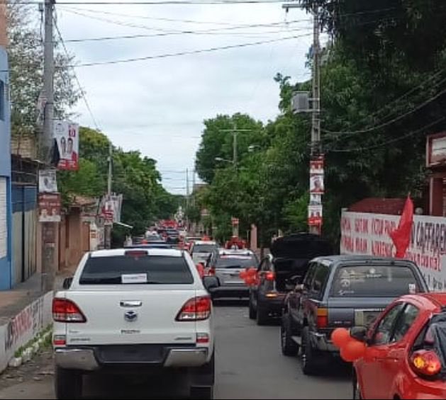 marcecenturion's tweet photo. 😎Así cerramos nuestra campaña con una imponente caravana #Atodamaquina.‼️y con la satisfacción de estar en el lado correcto de la historia 🚩#fuerzaRepublicana
#Lista3M
#MarceloCenturionpresidente #presidenteseccional35 #juventudpresente #Atodamaquina #Lista3M https://t.co/p0cq5LdAos