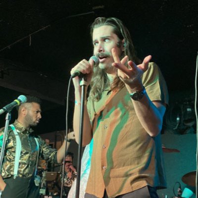 pahstasauce's tweet photo. #NewProfilePic photo creds to @dykeclary at last night’s #JangleBallTour https://t.co/JNpFRWpkaV