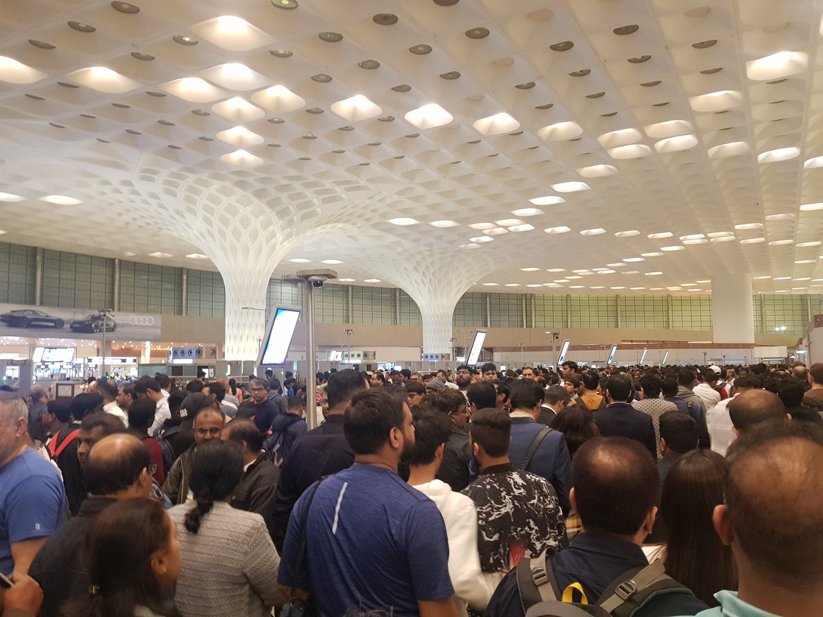 Anirban007's tweet photo. 520am. Mumbai Airport Terminal 2. Security logjam. Regular occurrence these days. Huge loss of national productivity. Anybody listening? Is this our new reality? @PMOIndia @Dev_Fadnavis @JM_Scindia https://t.co/L6AyBVanyw