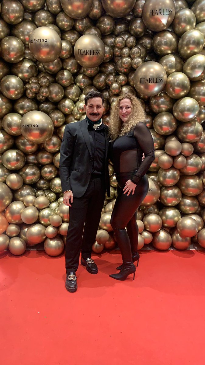 amigo_cristina's tweet photo. #Cosentino
#CosentinoCity
#CristinaAmigoStudio
#ArquitecturaInterior
#Eventazo
#Navidad
#Rojo https://t.co/DN4scF1ciN