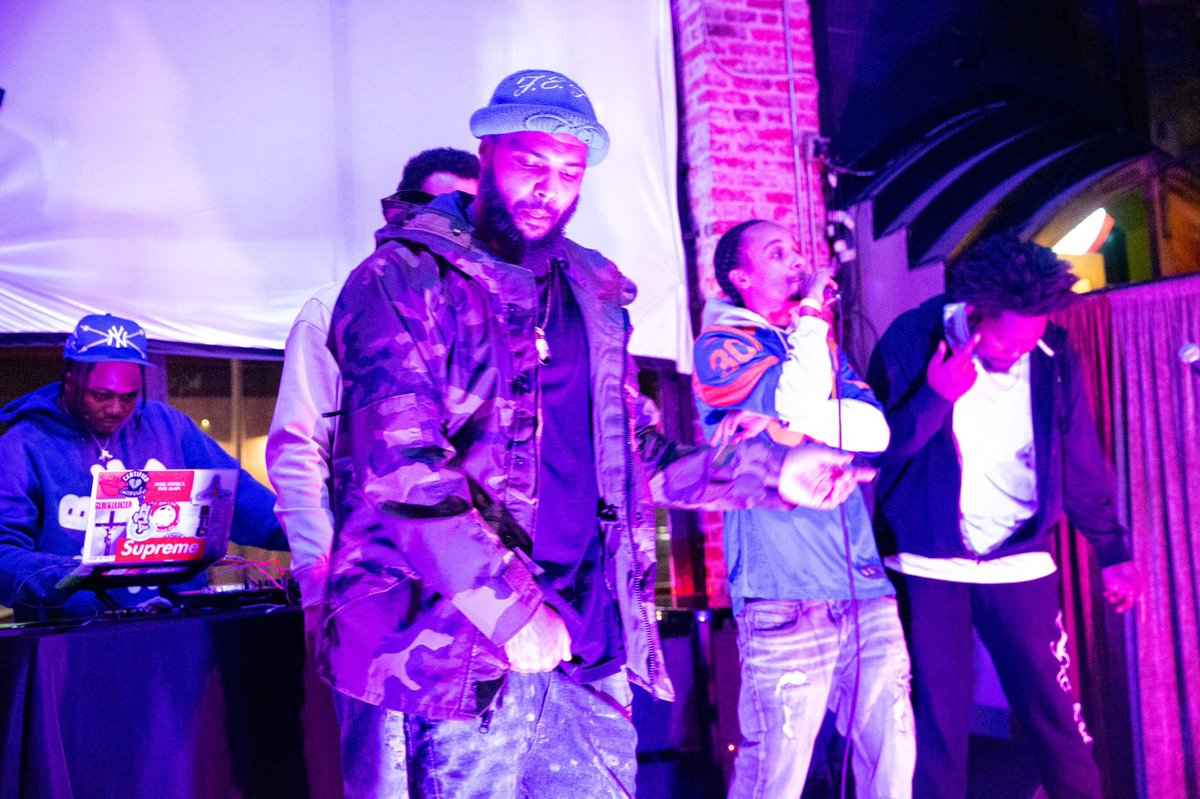 younglyfe_fef's tweet photo. There’s a difference 🏆 #showrecap #familyeatsfirst #familyeatsfirstent https://t.co/byAU4MFyYR