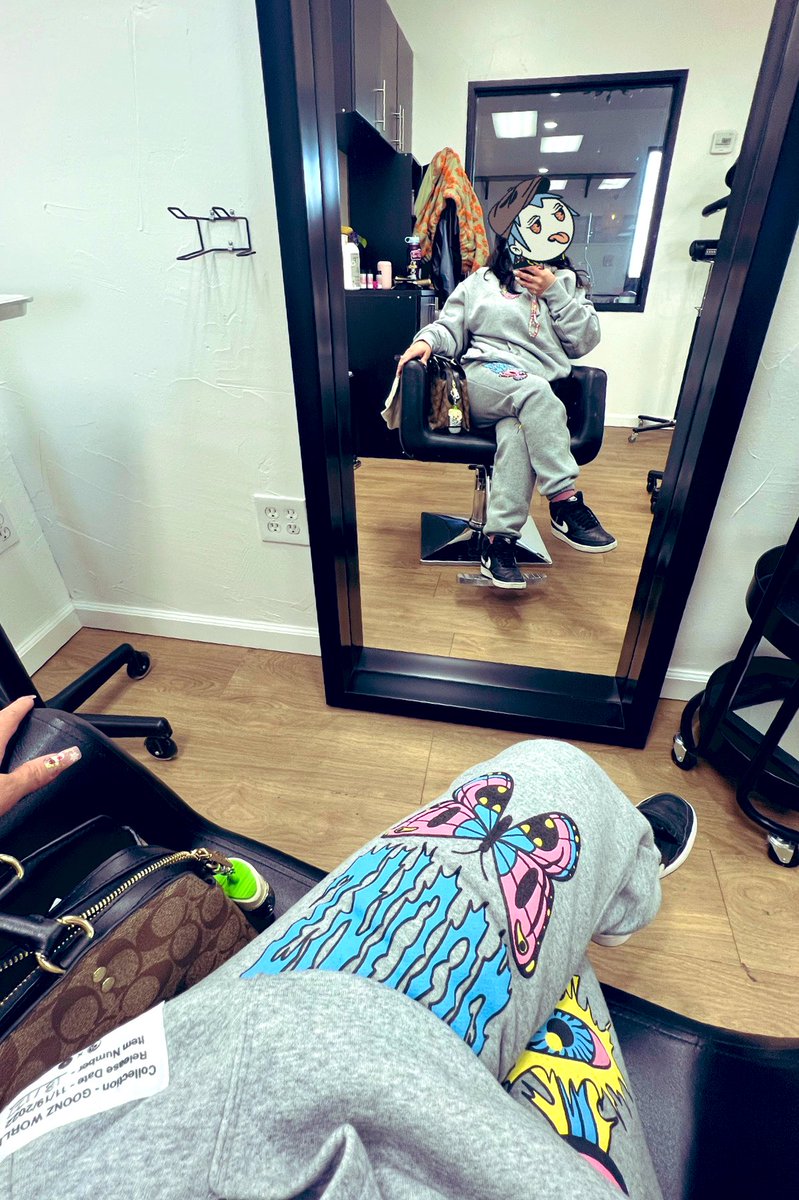 Elemendee's tweet photo. According to recent tweets, there’s a 1/3 chance I match @_GANGREEN_ today 👺😜 @Cryptoon_Goonz #itsnotmerch #itsalifestyle #goongang https://t.co/IGiqvGcpCr