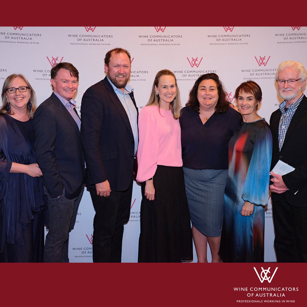 WineComAust's tweet photo. We would like to thank the amazing individuals that are the driving force behind all we do at WCA; the Board members, the NSW, SA and VIC State Chapters and EO, Andrew Stark.
π· @kimlow.photo
#WineCommunicatorsofAustralia #Wine #Leadership https://t.co/lFGEugGPfz