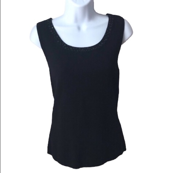 So good I had to share! Check out all the items I'm loving on <a href="/Poshmarkapp/">Poshmark</a> from <a href="/Elizabe79141095/">Elizabeth Martin</a> #poshmark #fashion #style #shopmycloset #ugg #xbox #lindamathews: posh.mk/4bOtAjNbIvb