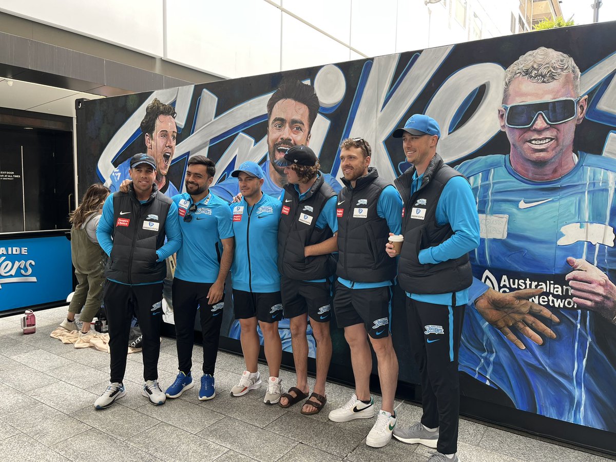 .<a href="/StrikersBBL/">Adelaide Strikers</a> stars - including <a href="/petersiddle403/">Peter Siddle</a> and <a href="/rashidkhan_19/">Rashid Khan</a> at the unveiling of the club’s mural in #RundleMall today. Game one of the season tomorrow at #adelaideoval <a href="/abcsport/">ABC SPORT</a>